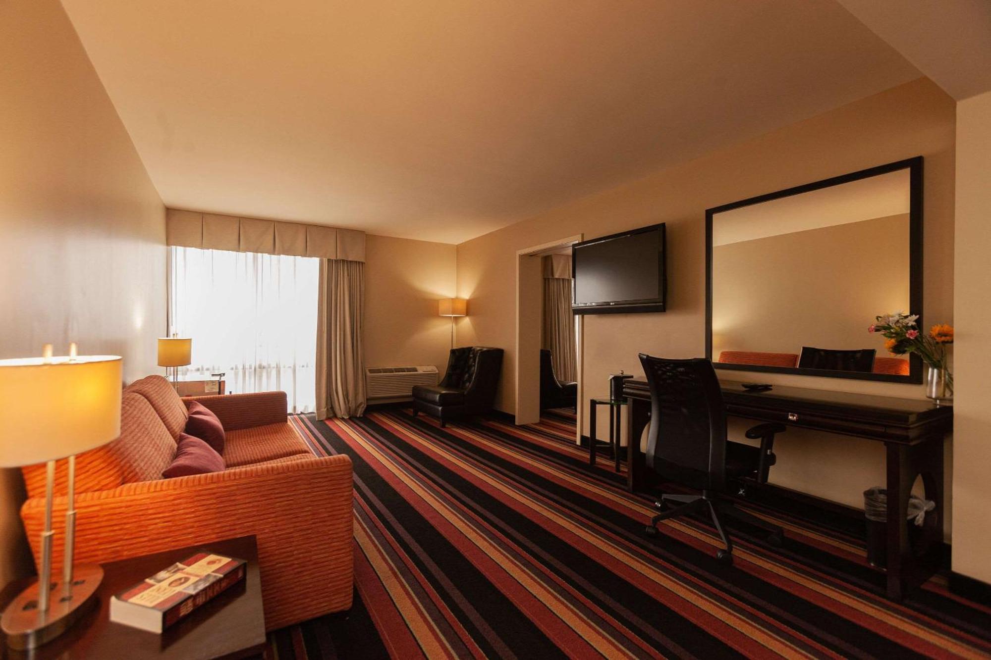 Clarion Hotel New Orleans - Airport & Conference Center Kenner Luaran gambar